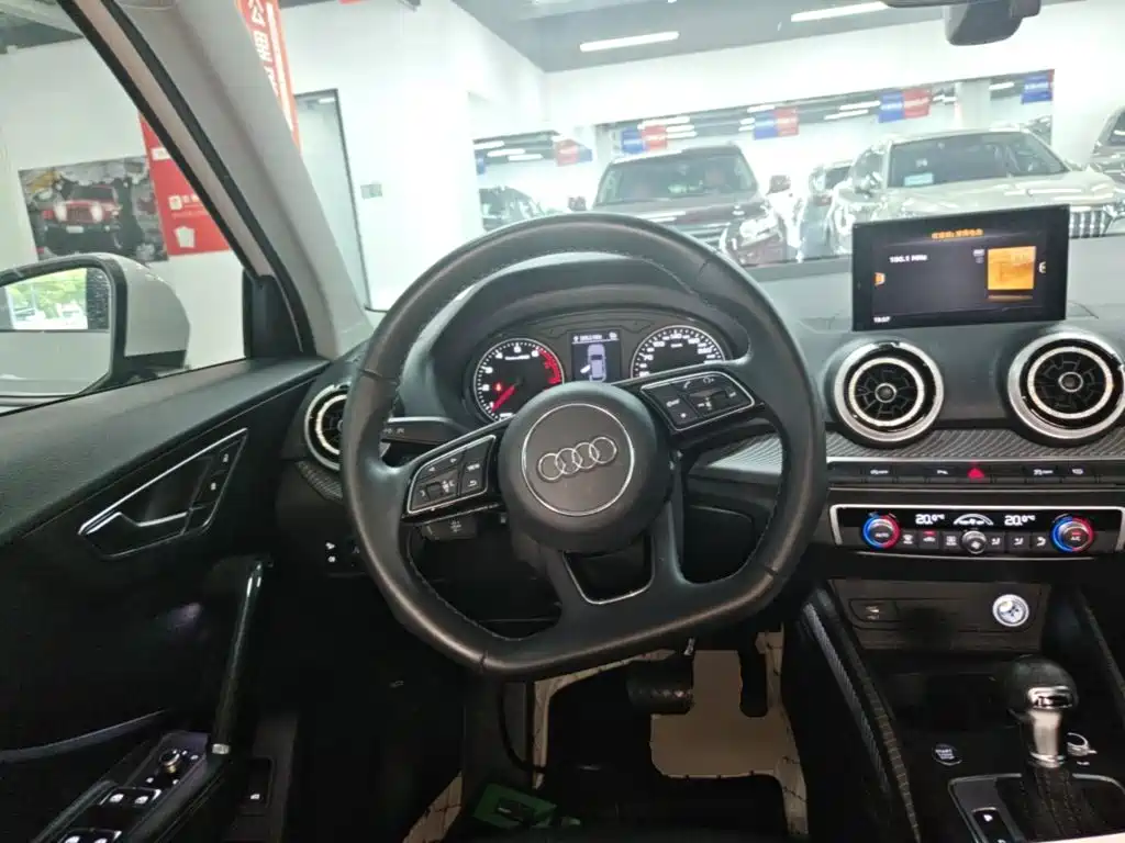 Audi Q2L — миниатюра 11
