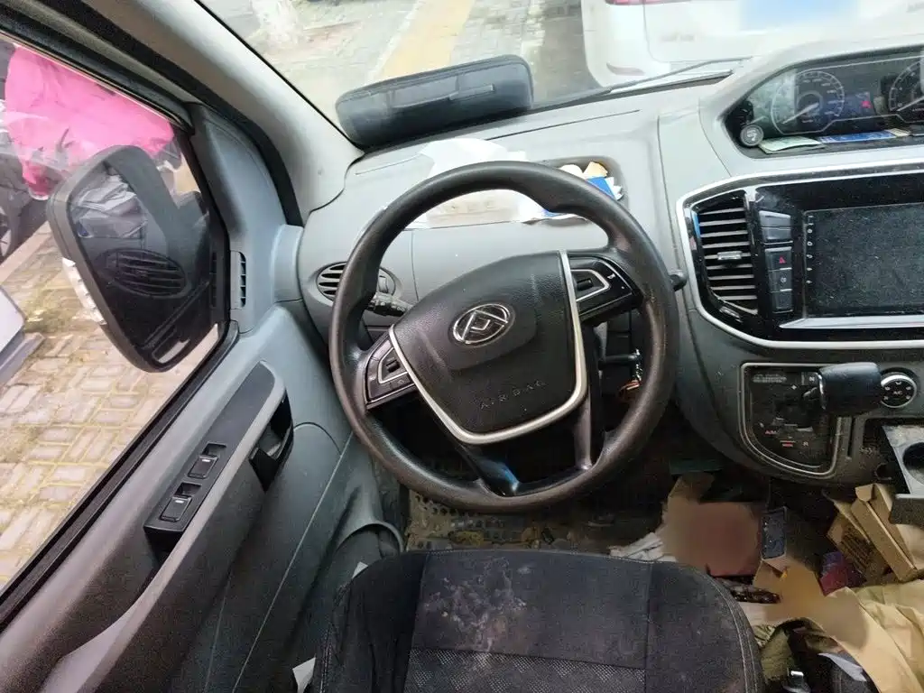 MAXUS V80 — миниатюра 3