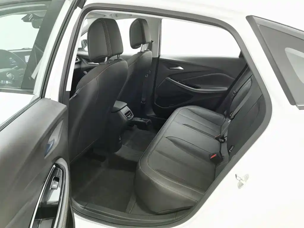 Buick Verano — миниатюра 15