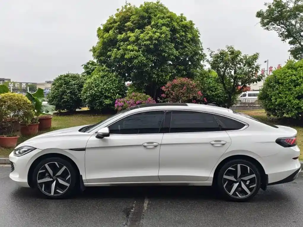 Volkswagen Lamando — миниатюра 2