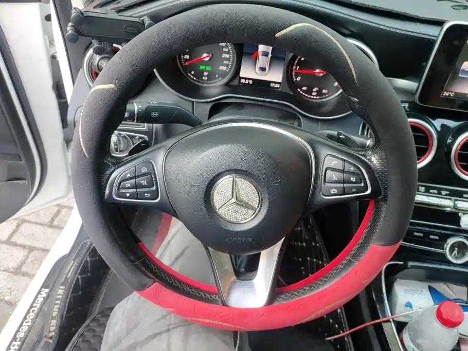 Mercedes-Benz C-Class — миниатюра 15
