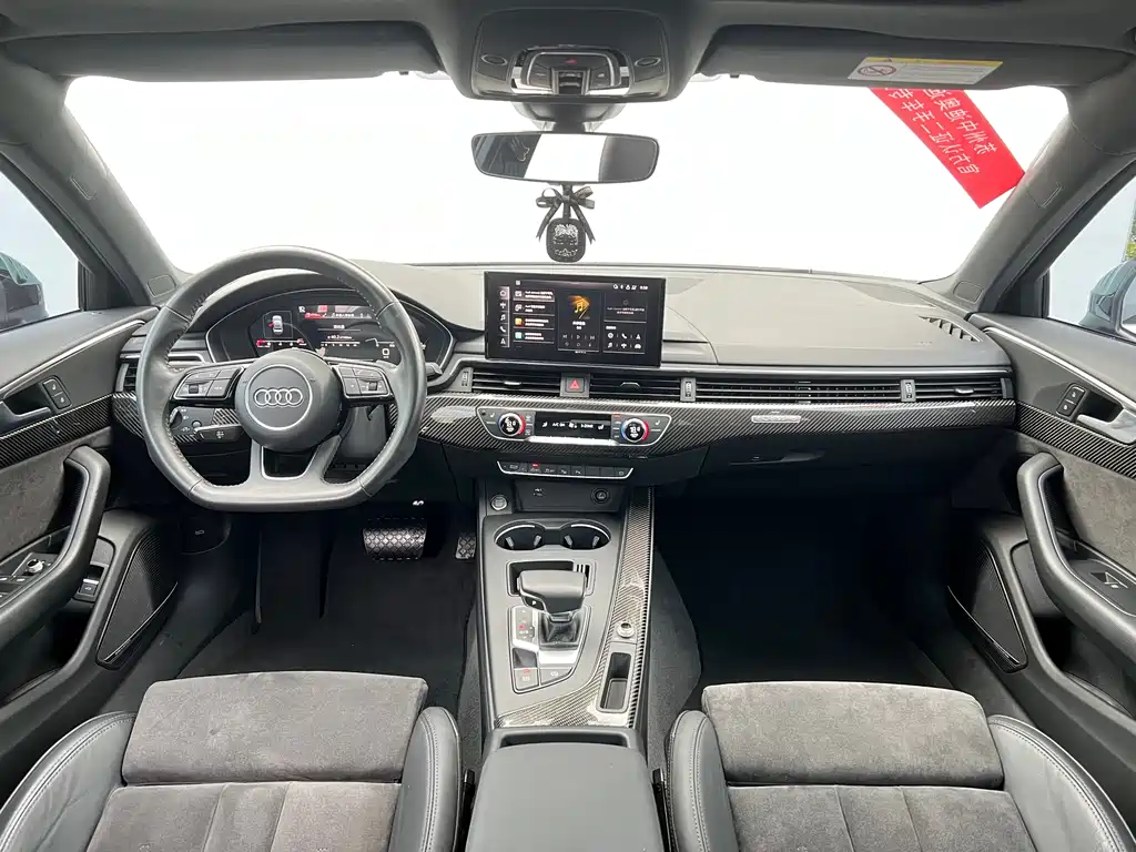 Audi A4L 2020 45 TFSI quattro