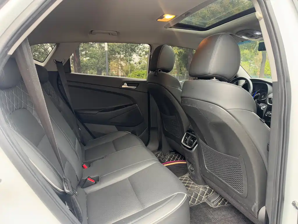 Hyundai Tucson — миниатюра 11