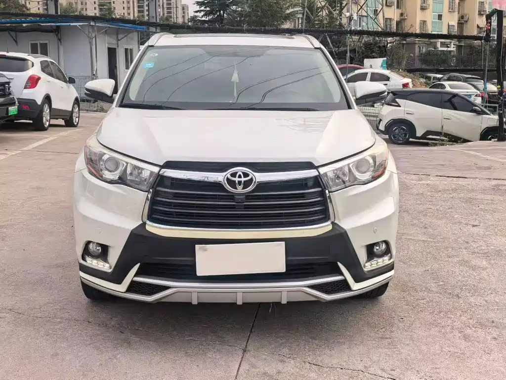 Toyota Highlander — миниатюра 2