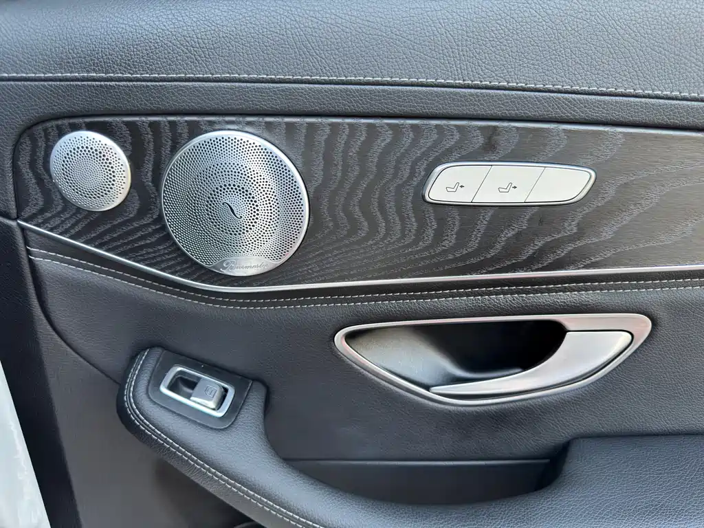 Mercedes-Benz C-Class — миниатюра 60