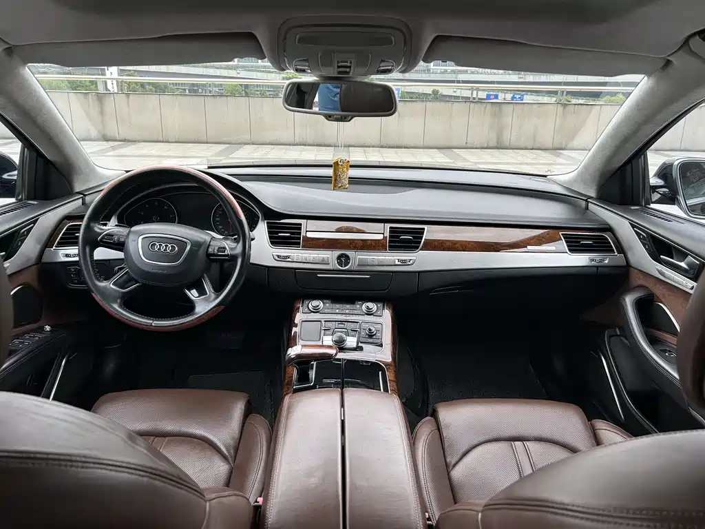 Audi A8 — фотографии объявления, Фото 10