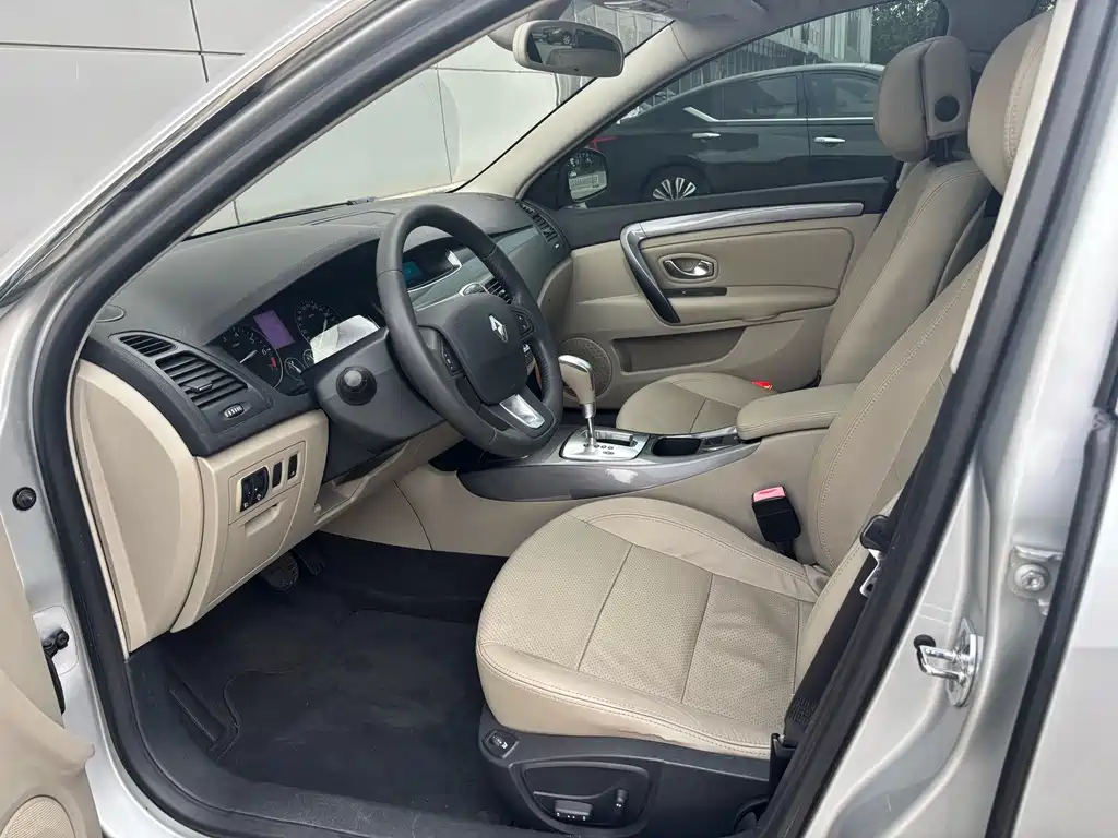 Renault Laguna 2.0T, фото 7