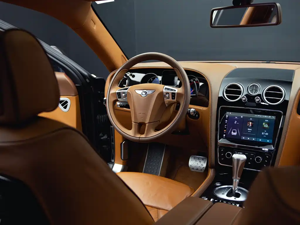 Bentley Flying Spur — миниатюра 21