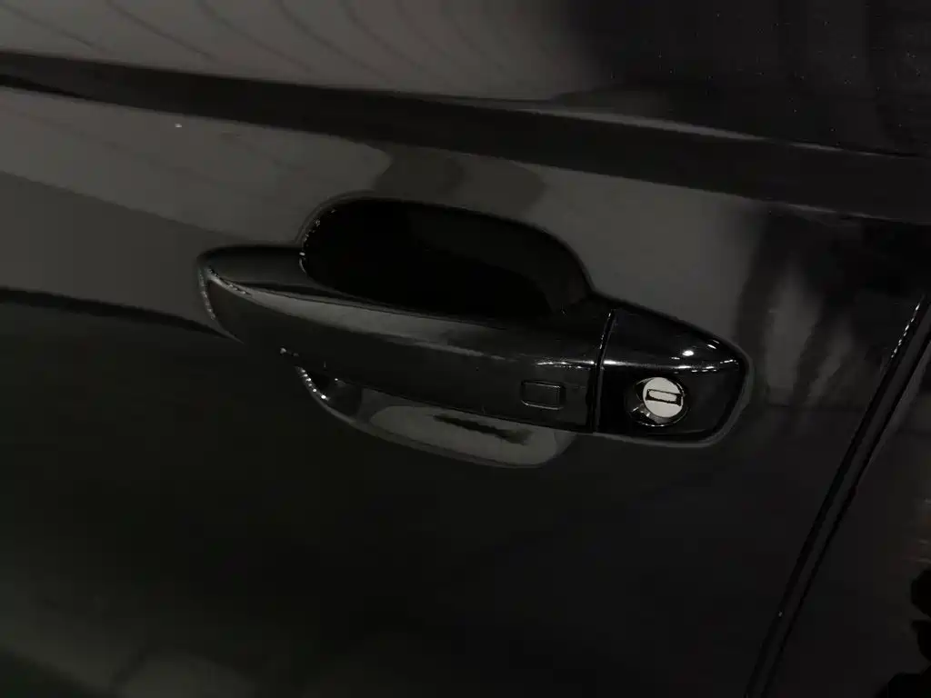 Audi A6L — миниатюра 18