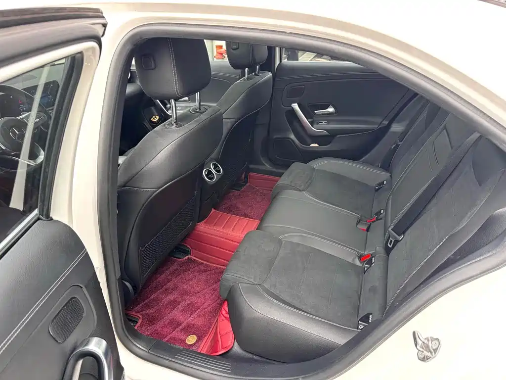 Mercedes-Benz A-Class — миниатюра 4