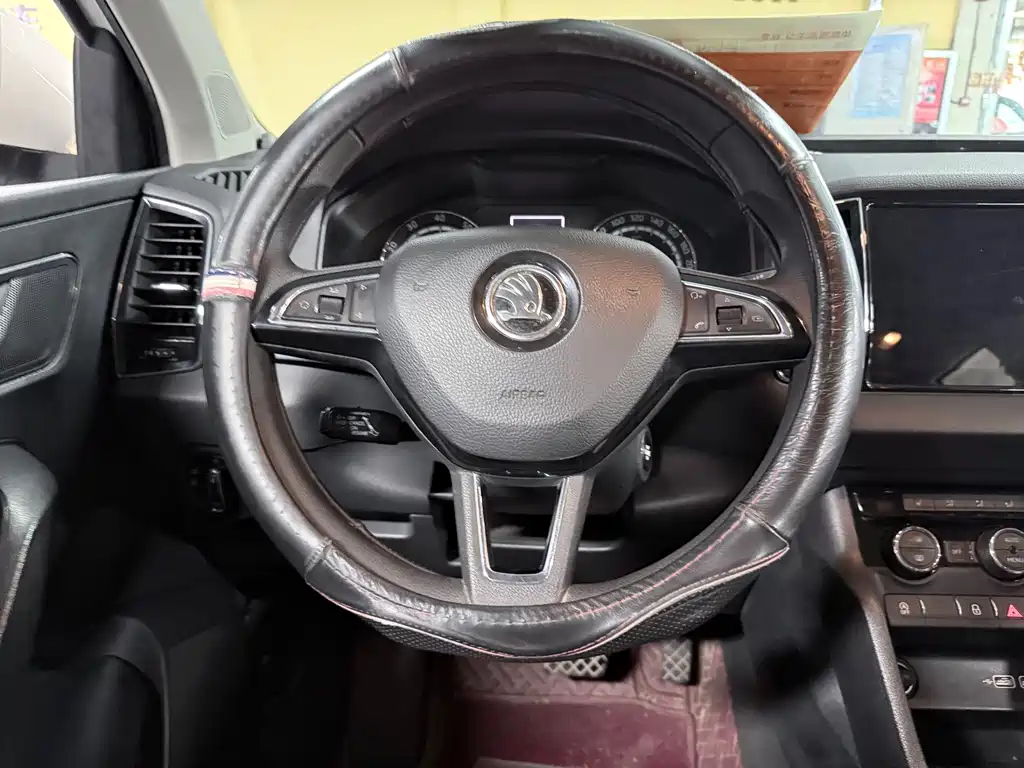 Skoda Karoq — миниатюра 14