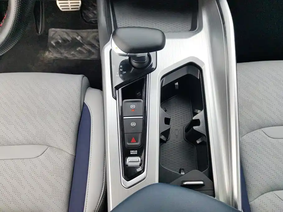 Geely Xingrui — миниатюра 16