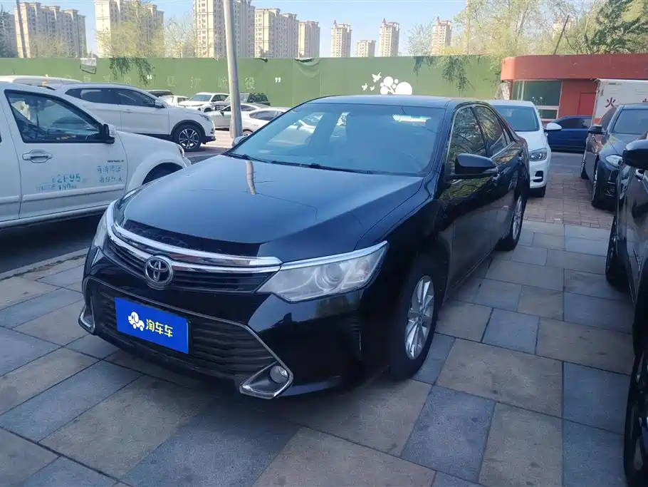 Toyota Camry 2015