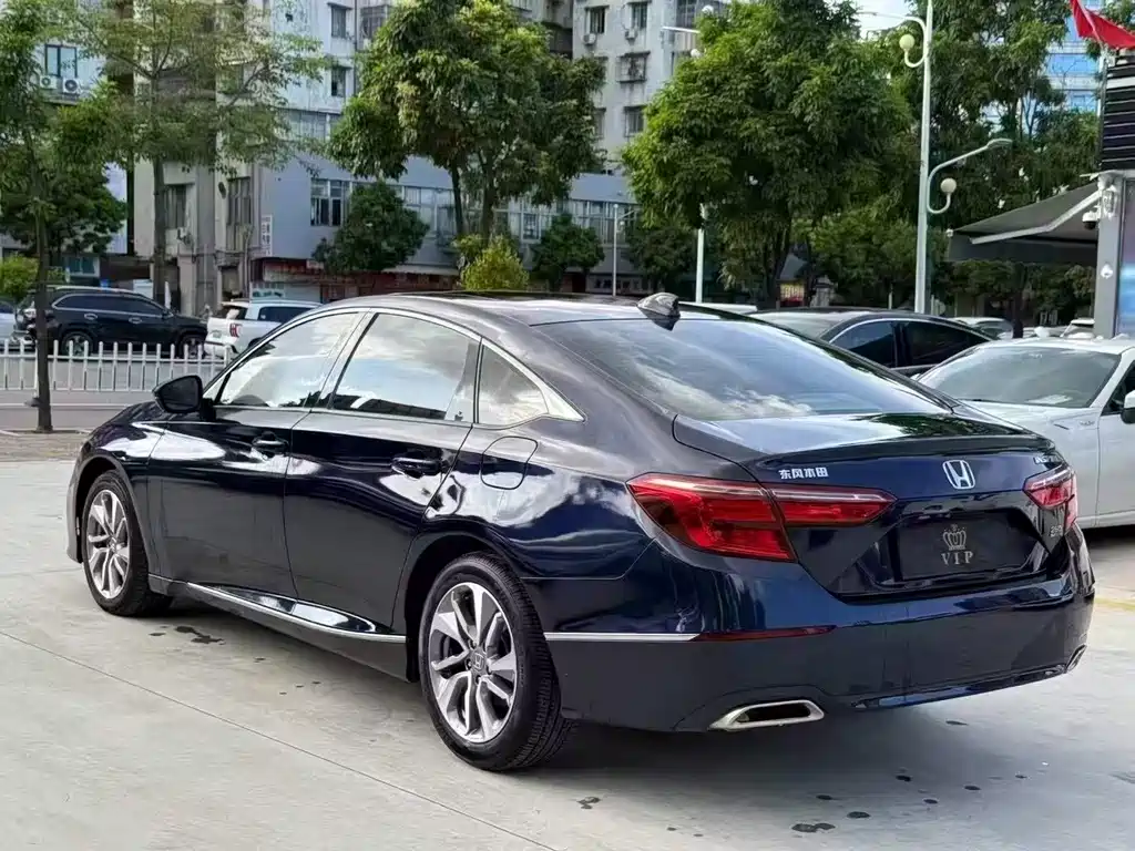 Honda Inspire — миниатюра 3