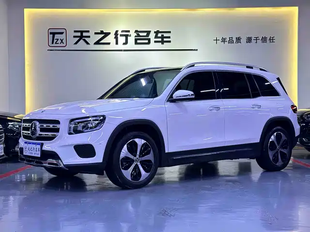 MERCEDES-BENZ GLB