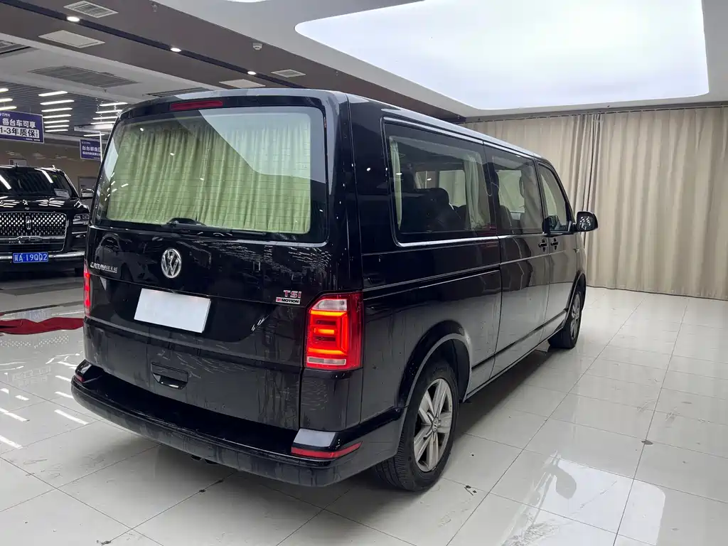 Volkswagen Caravelle — миниатюра 11