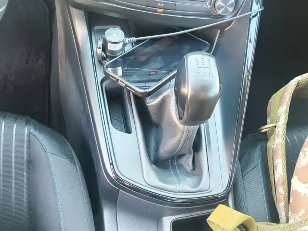 Peugeot 308 — миниатюра 14