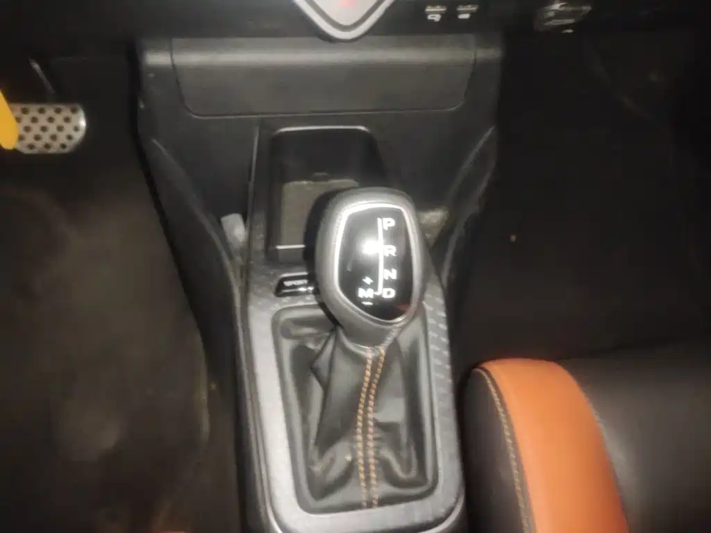 Geely Vision X1 — миниатюра 14