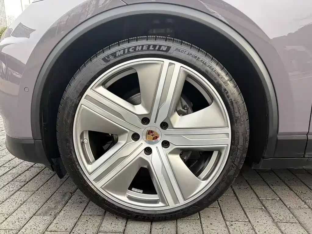 PORSCHE MACAN NEW ENERGY