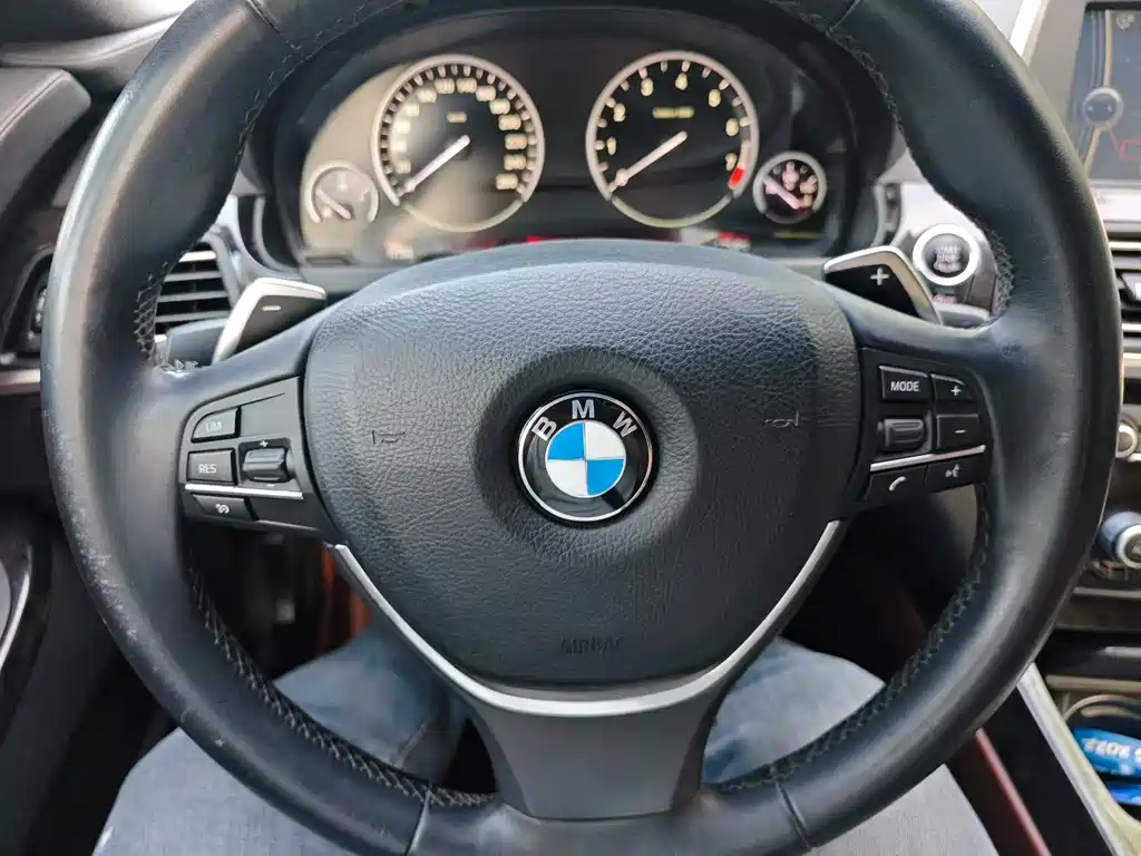 BMW 6 Series 6 2011 640i