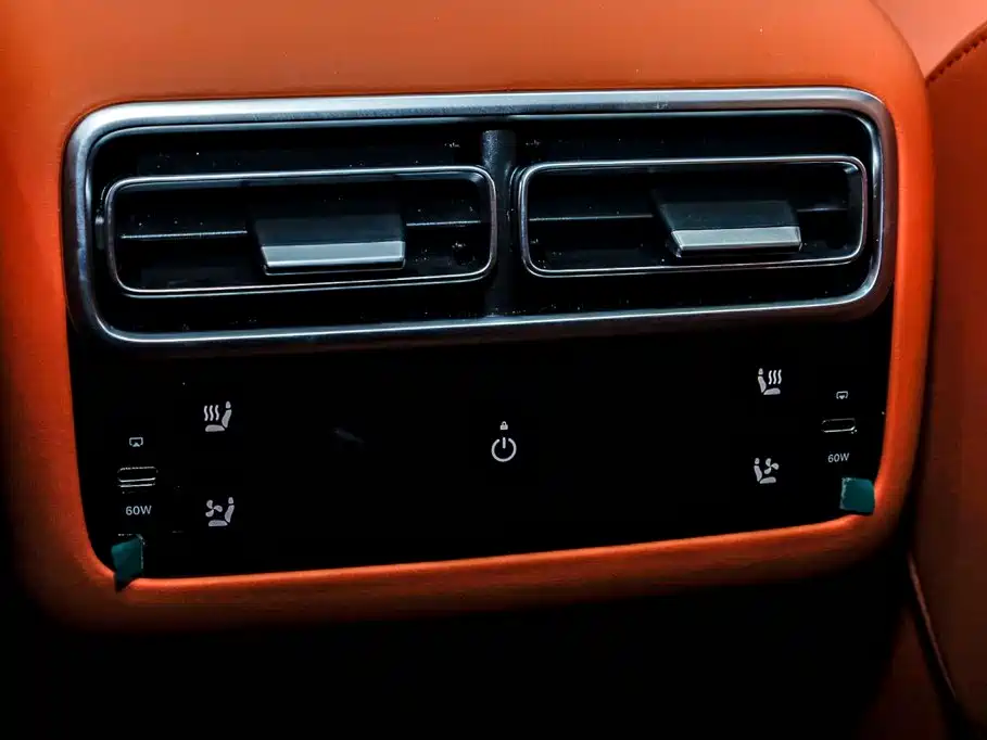 Li Auto Li L6 — миниатюра 21