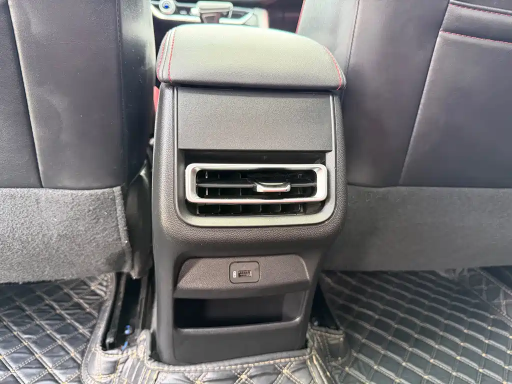 Changan Eado PLUS Blue Whale NE 1.4T GDI DCT Premium Type, фото 22