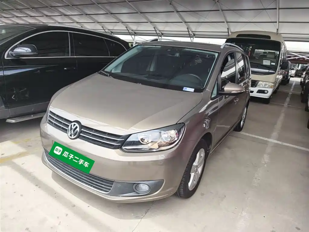 Volkswagen Touran 2015