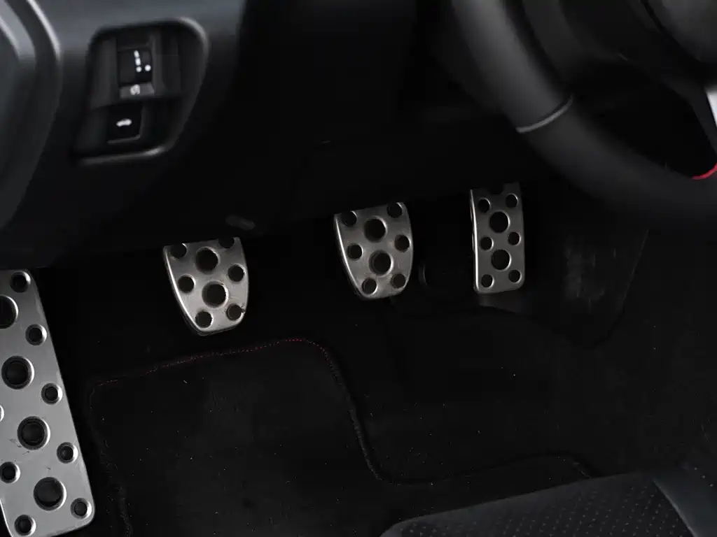 Subaru BRZ — миниатюра 12