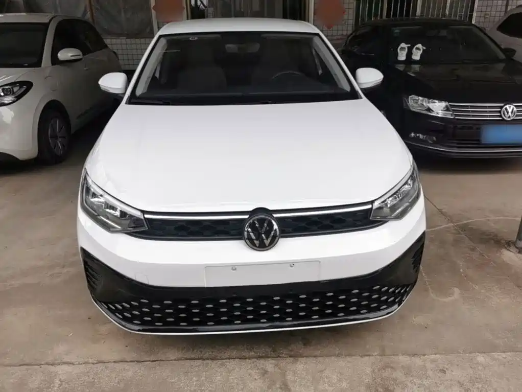 Volkswagen Lavida — миниатюра 3