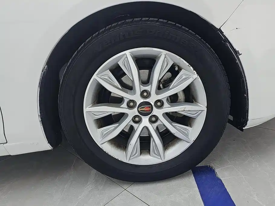 Hongqi Hongqi H5 — миниатюра 6