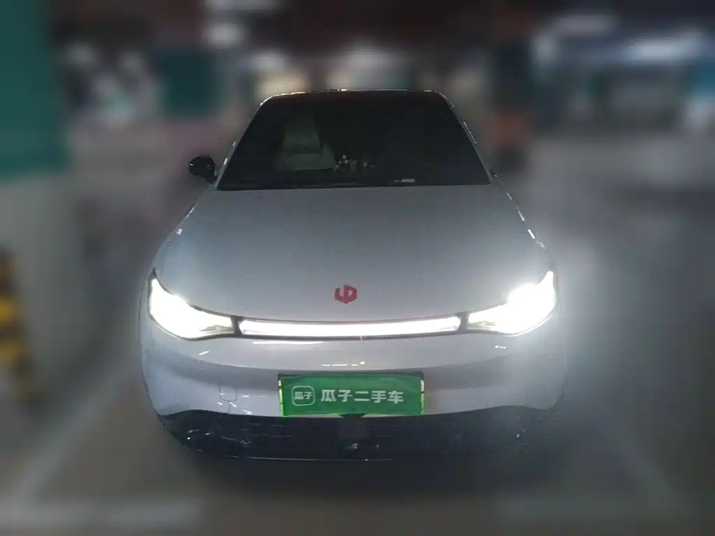 Leapmotor Leapmotor C01 — миниатюра 2