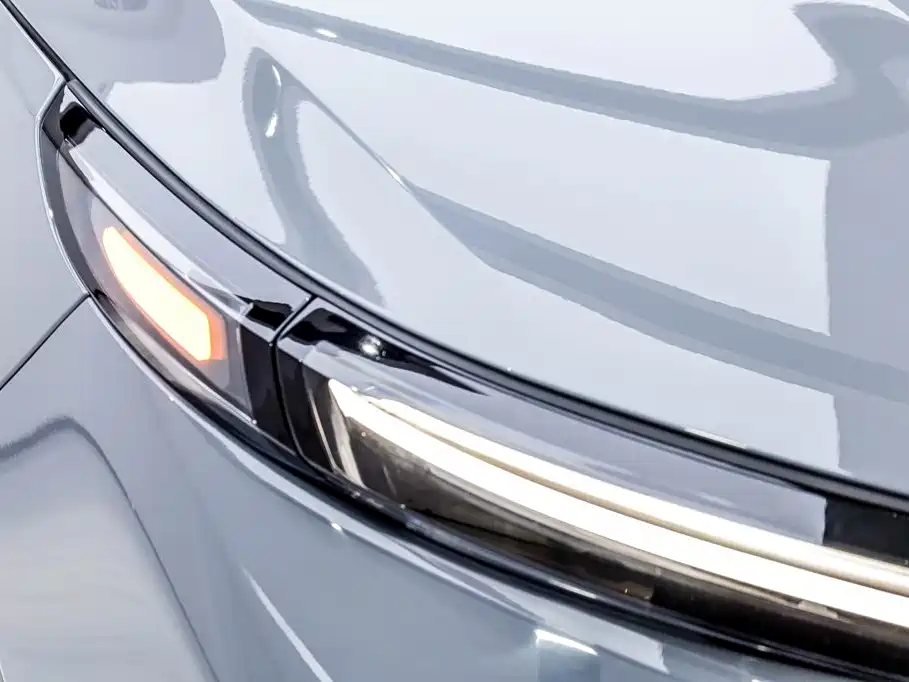 Li Auto Li L8 — миниатюра 8