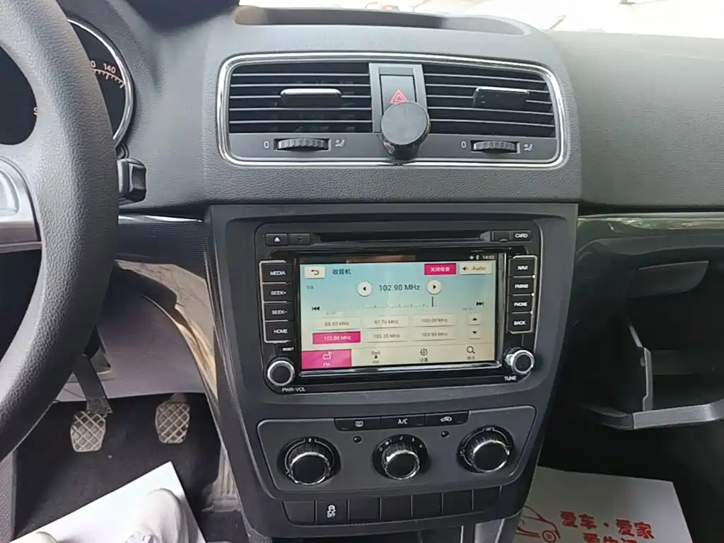 Skoda Yeti — миниатюра 13