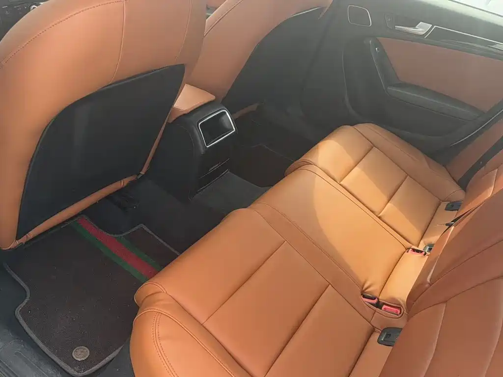 Audi A4L — миниатюра 7