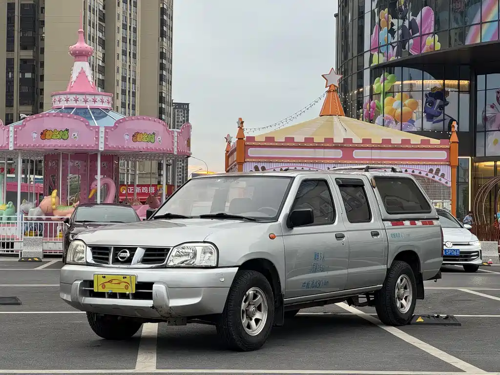 Nissan D22 2012