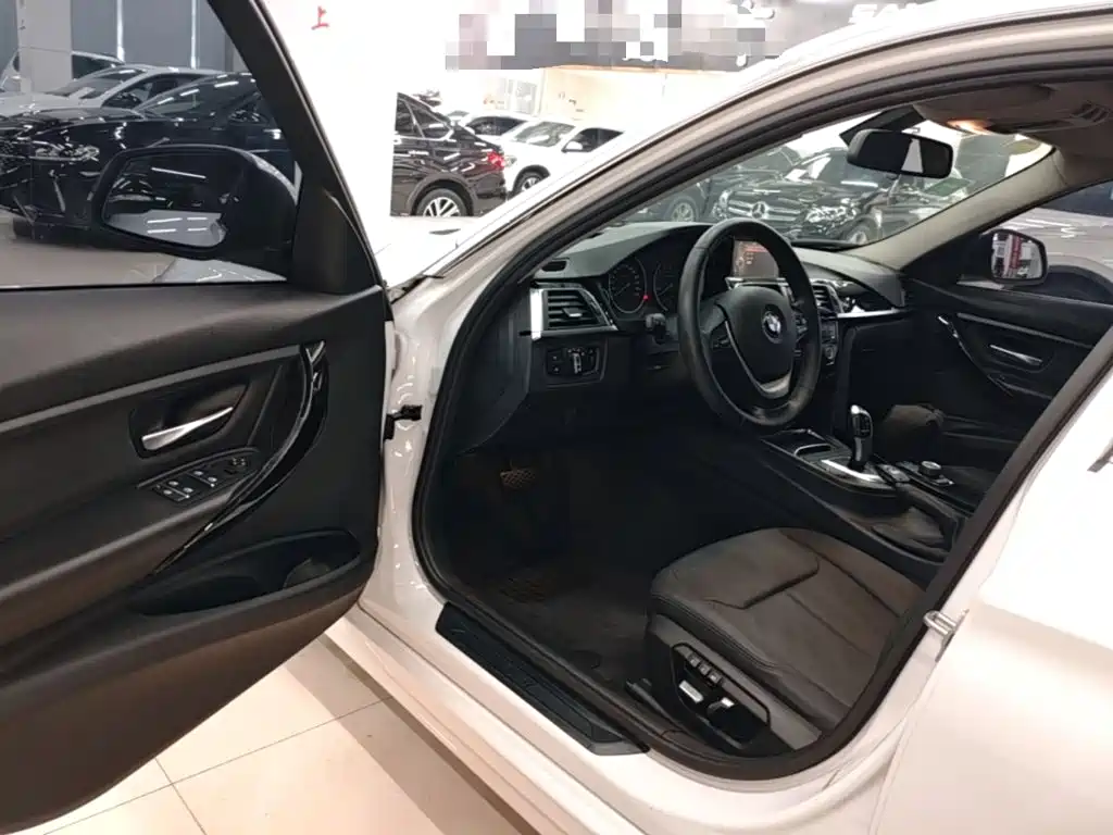 BMW 3 Series — миниатюра 16
