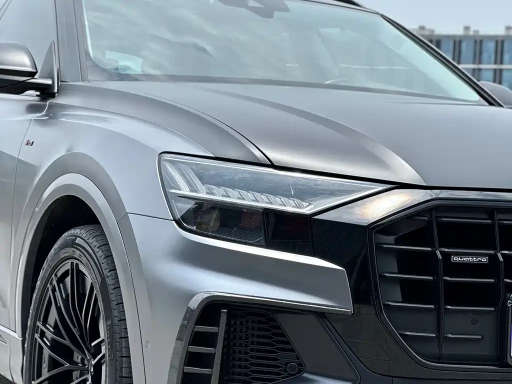 Audi Q8 2021 55 TFSI