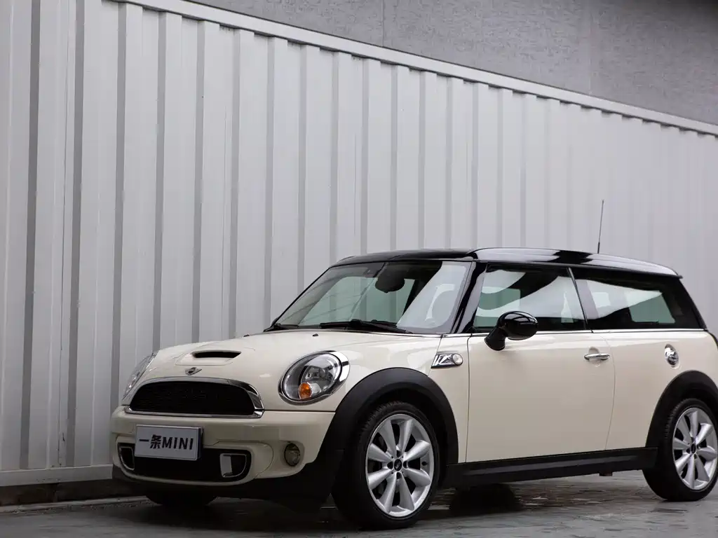 MINI Mini Clubman 2012