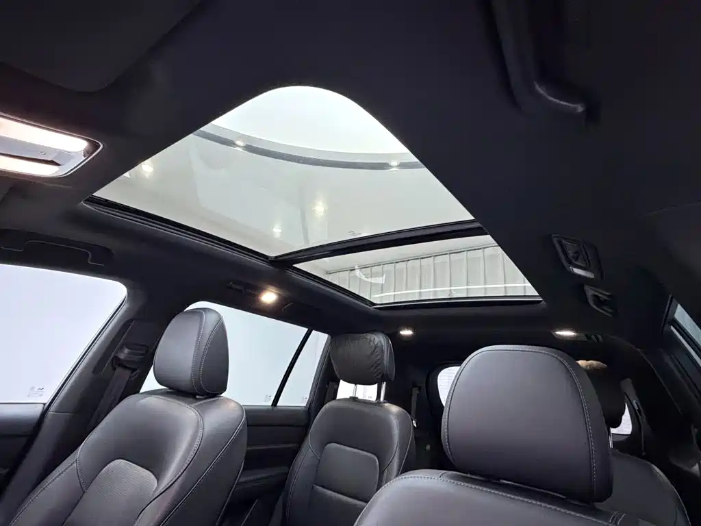 Li Auto Li ONE — миниатюра 12