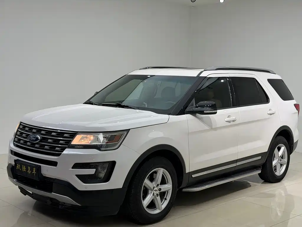 Ford Explorer (Import)