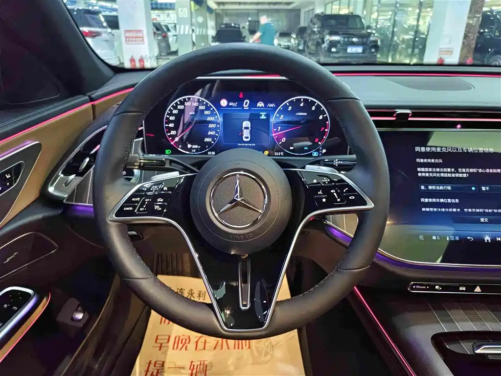 Mercedes-Benz E-Class — миниатюра 8