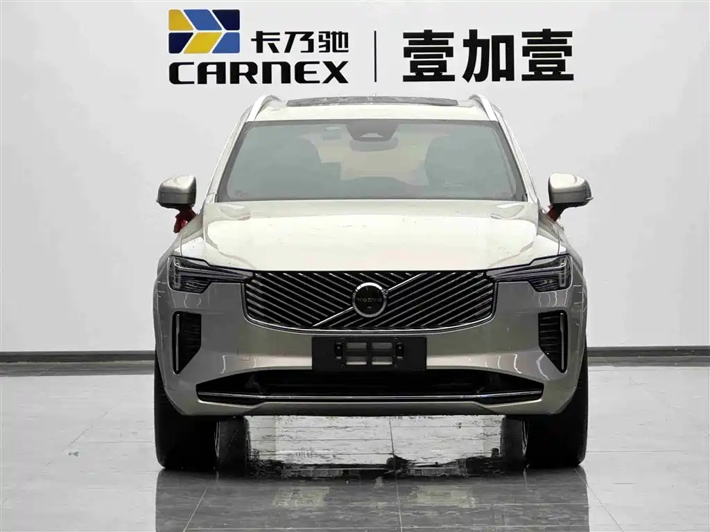 Volvo XC90 2025 B6 Luxury 6 мест