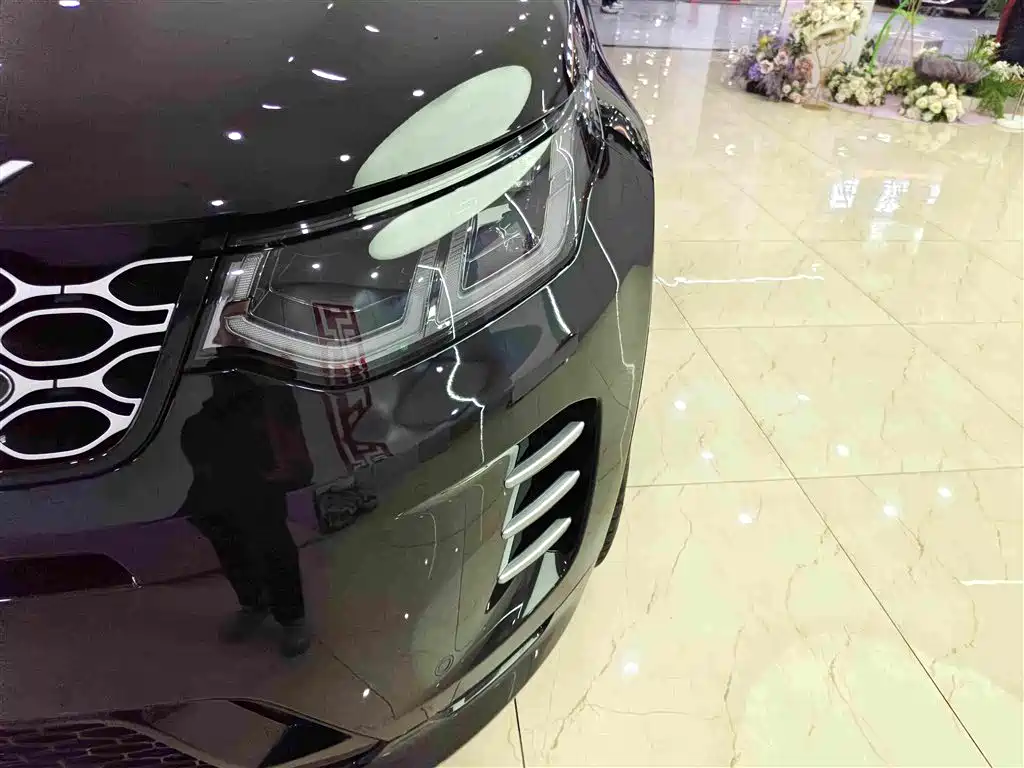 Land Rover Discovery Sport — миниатюра 15