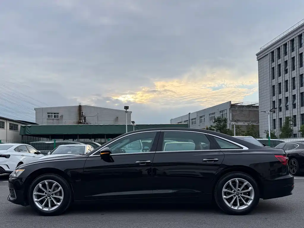Audi A6L — миниатюра 15