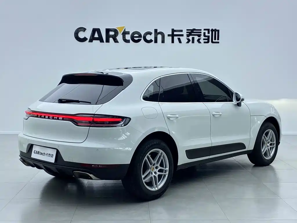 Porsche Macan — миниатюра 14