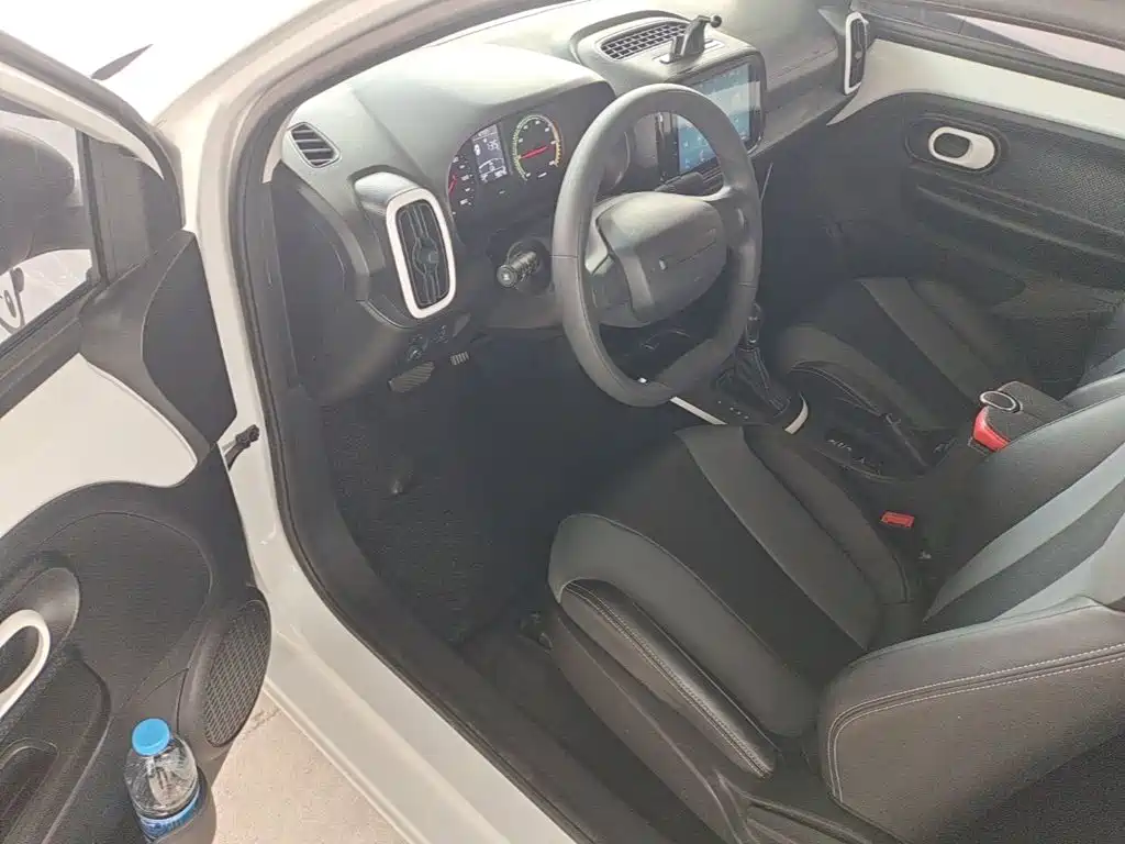 Roewe Clever — миниатюра 16