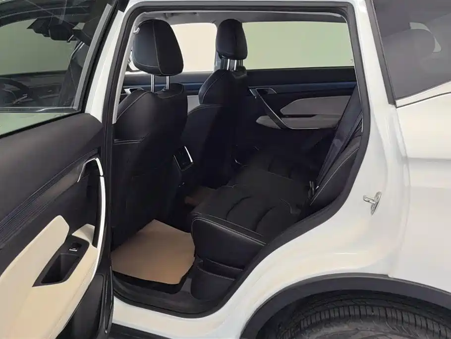 GEELY AUTOMOBILE BOYUE