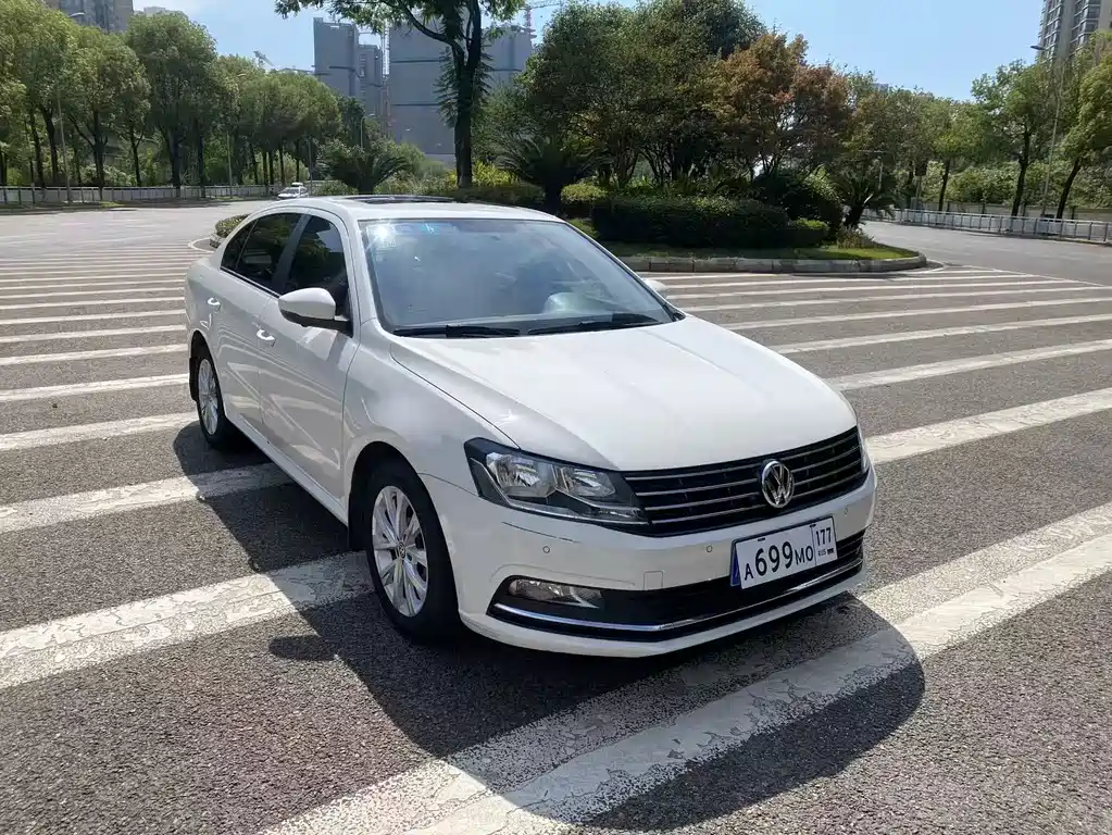 Volkswagen Lavida — миниатюра 3