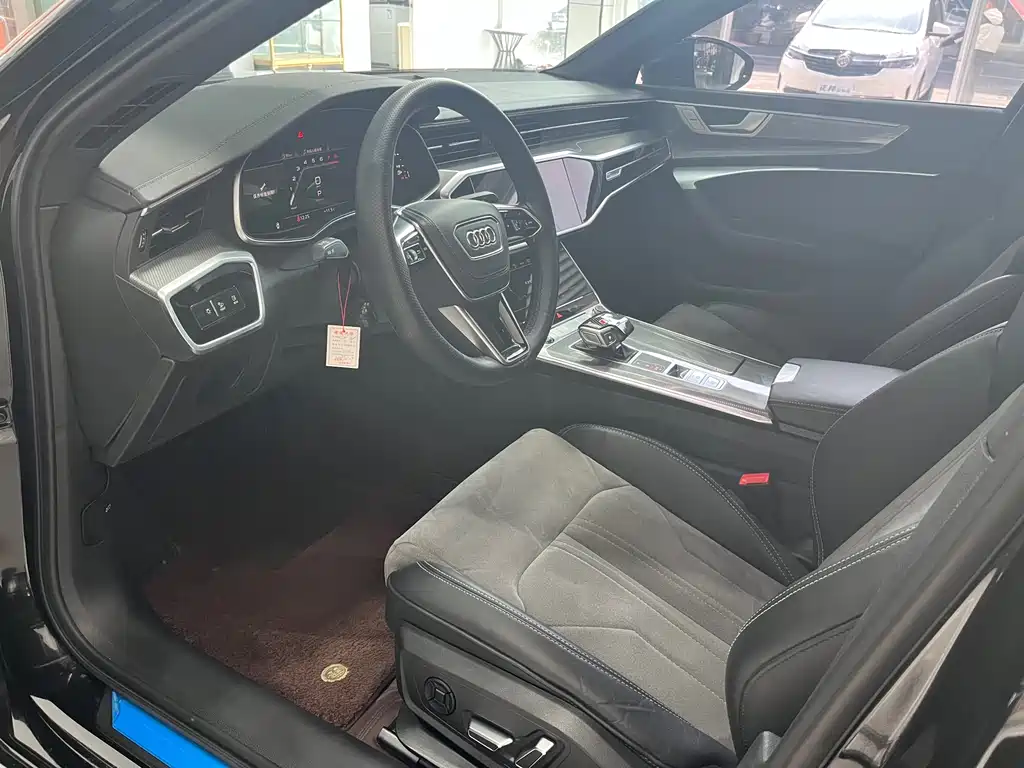 Audi A6L 2024 45 TFSI