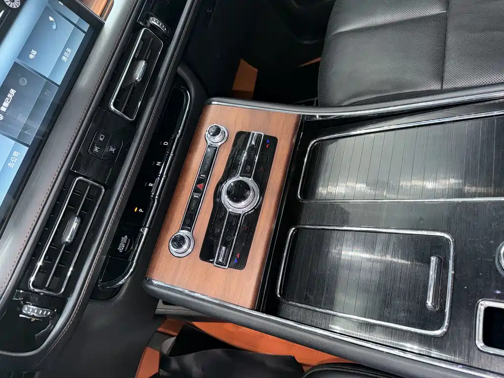 Lincoln Aviator 2023 3.0T V6 Premium мест